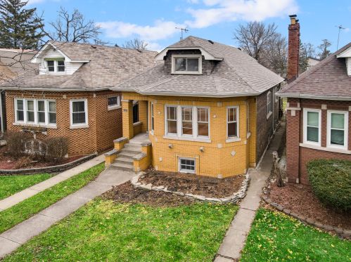 1837 Nagle Ave, Chicago IL  60707-4022 exterior