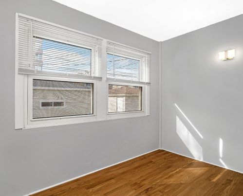 2613 Rascher Ave, Chicago IL 60625-3213 exterior