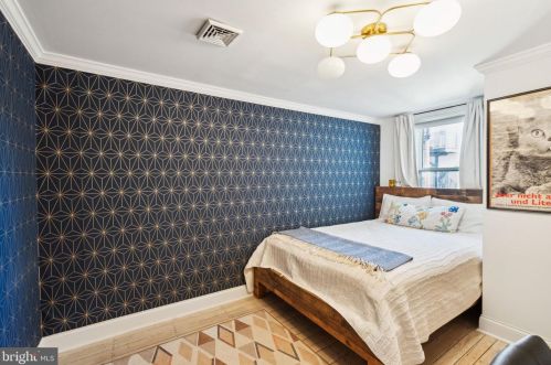 1527 Berks St, Philadelphia PA  19125-2801 exterior