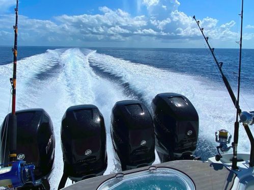 34 Dolphin Cir, Naples FL 34113-4048 exterior