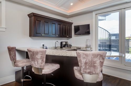 1512 Wieland St, Chicago IL 60610-1233 exterior