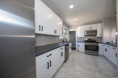 10 21st St, Huntington Station NY  11746-3259 exterior