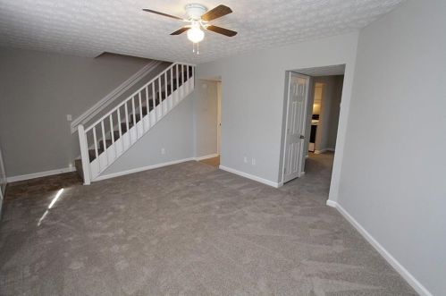 3232 Highpoint Ct, Lithonia GA  30078-7401 exterior