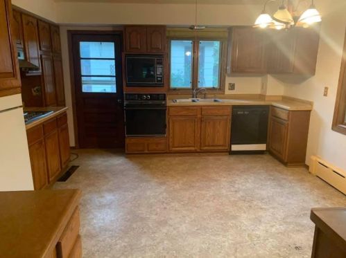 216 2 Ave, South Saint Paul MN 55075-3006 exterior