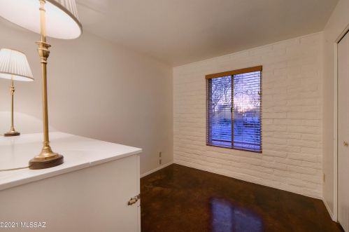 6472 Burro Creek Pl, Tucson AZ  85718-2302 exterior