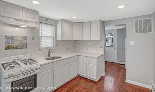 9 Danby Pl, Point Pleasant Beach NJ  08742-5621 exterior