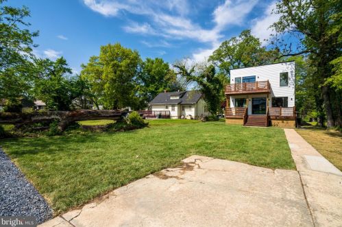 2216 30th St, Washington DC  20020-3369 exterior