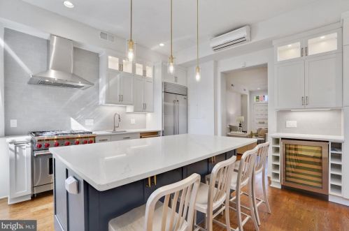 1732 18th St, Washington DC 20009-6110 exterior