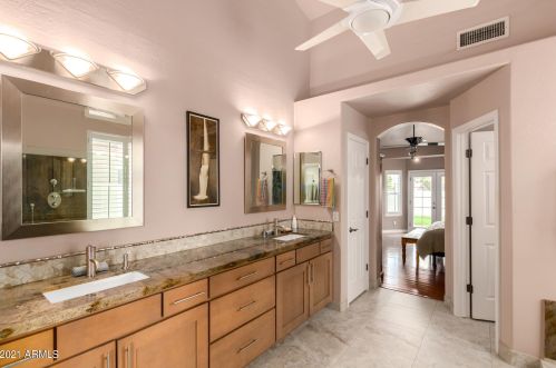 1709 Cathedral Rock Dr, Phoenix AZ 85048-8909 exterior