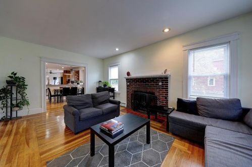 101 Whitford Ave, Providence RI  02908-3437 exterior