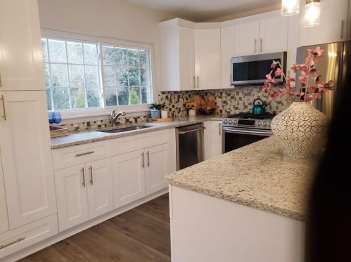 415 Hammond Dr, Atlanta GA 30328-5232 exterior