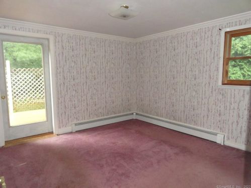 275 Torcon Dr, Torrington CT 06790-5818 exterior