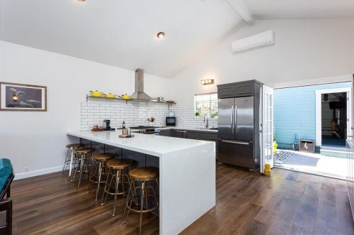 1407 Edgemont St, San Diego CA 92102-1210 exterior