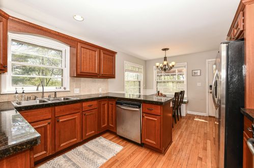 1206 121, Milwaukee WI 53226-3109 exterior