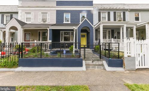 1427 Parkwood Pl, Washington DC  20010-3218 exterior