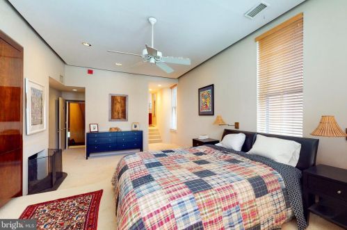 2319 Delancey Pl, Philadelphia PA 19103-6406 exterior