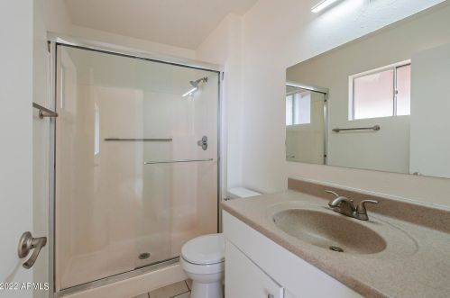 18025 31st Dr, Phoenix AZ  85053-1601 exterior