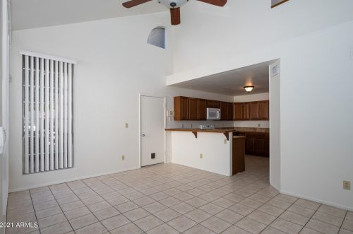 724 Los Feliz Dr, Chandler AZ  85226-2244 exterior