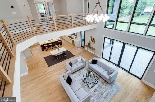 1520 Brookhaven Dr, Mc Lean VA  22101-4127 exterior