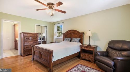 3653 Warfield Dr, Huntingdon Valley PA 19006-3423 exterior