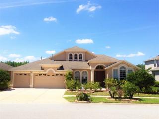 1615 Beaconsfield Dr, Zephyrhills, FL 33543-8162