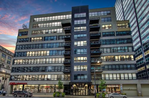 130 Canal St, Chicago IL 60606-3901 exterior