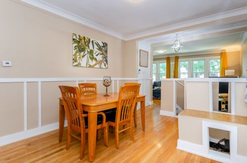 7942 Kenwood Ave, Chicago IL  60619-3411 exterior