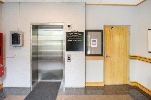 589 Atwells Ave, Providence RI 02909-2472 exterior