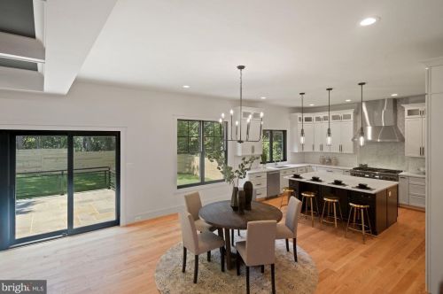 6516 Beverly Ave, Mc Lean VA 22101-5222 exterior