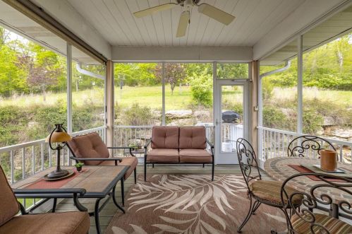 5533 Heather Bluff Ct, Saint Louis MO 63128-4130 exterior