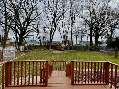 71 Excelsior Ave, Middletown NY 10940-3317 exterior