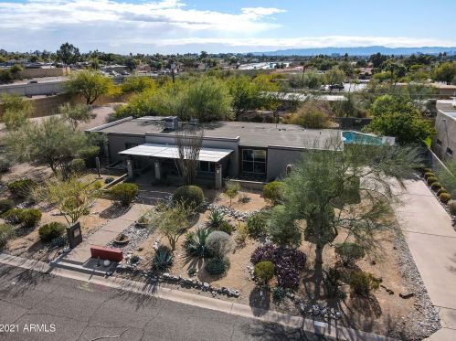 1811 Aurelius Ave, Phoenix AZ  85020-5509 exterior