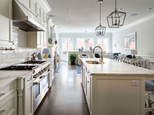 2734 Magnolia Ave, Chicago IL 60660-1909 exterior