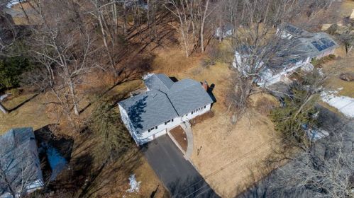 222 Brookwood Dr, Springfield MA  01106-2706 exterior