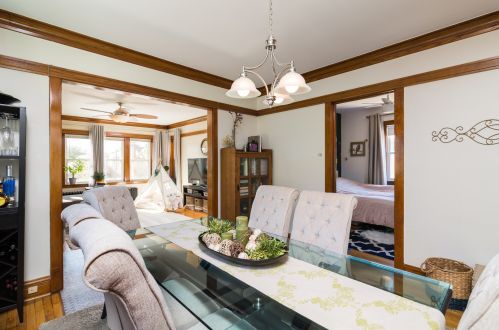 4919 Marmora Ave, Chicago IL 60639-2833 exterior