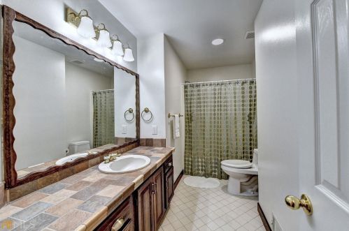 8388 Lake Dr, Lithonia GA  30039-5724 exterior