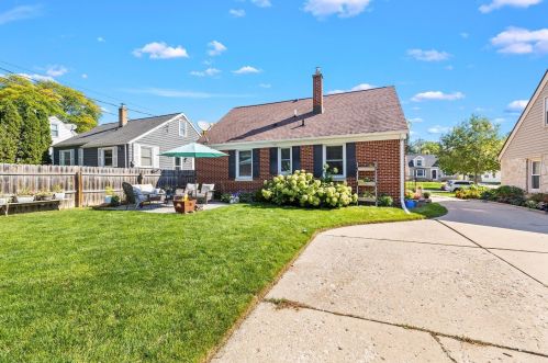 2531 80, Milwaukee WI 53213-1008 exterior