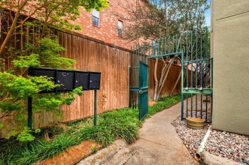 4230 Bowser Ave, Dallas TX  75219-2806 exterior