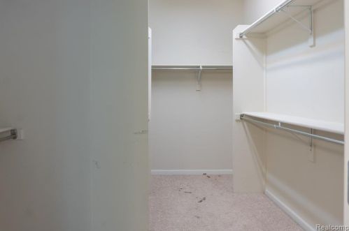 23583 Rossiter Dr, Macomb Township MI 48042-4846 exterior