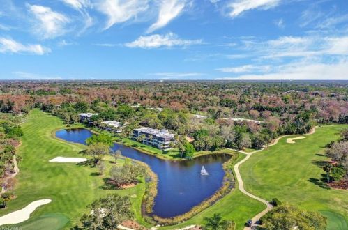 105 Wilderness Dr, Naples FL 34105-2638 exterior