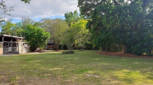 861 16 Ave, Naples FL 34117-2238 exterior