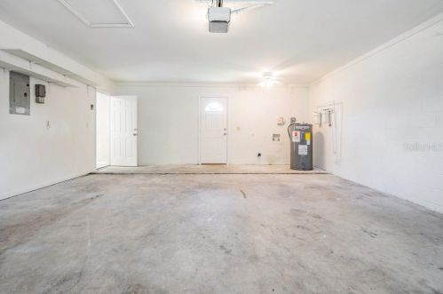 4319 Autumn Leaves Dr, Tampa FL  33624-1179 exterior