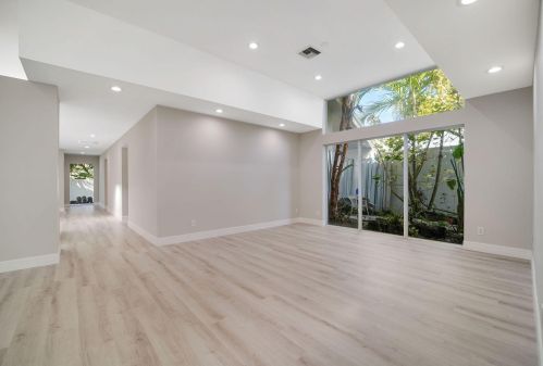 3997 5 Ave, Boca Raton FL 33432-6073 exterior