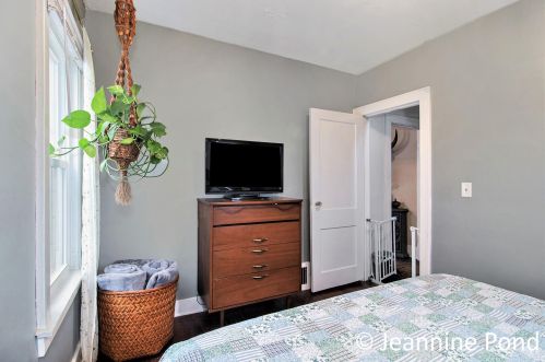 1127 Whiting St, Wyoming MI exterior