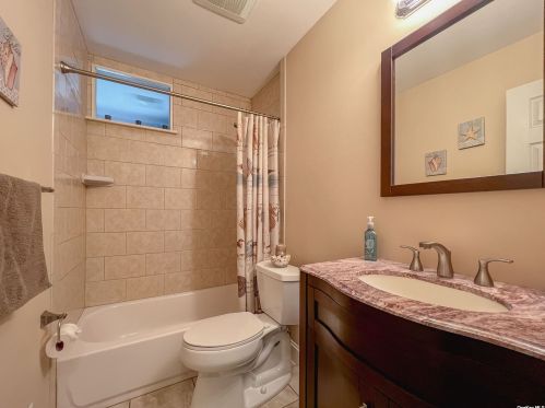 13 Dorian Ln, Commack NY 11725-3501 exterior