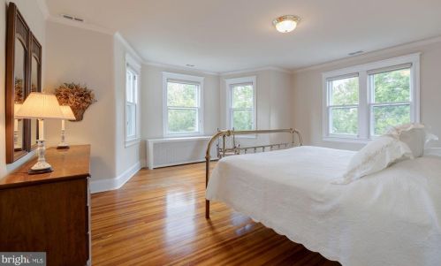 3928 Livingston St, Washington DC 20015-2921 exterior