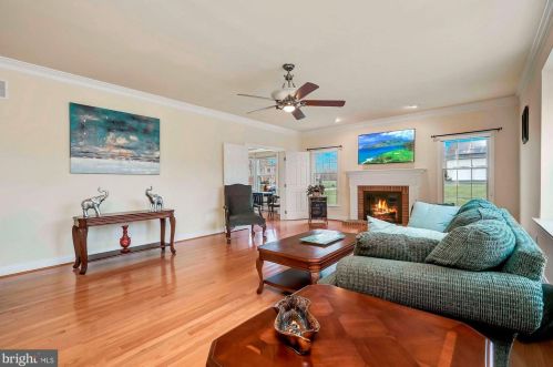 11704 Pindell Chase Dr, Fulton MD 20759-9704 exterior