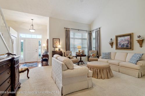 5905 Coleman Rd, East Lansing MI 48823-9799 exterior