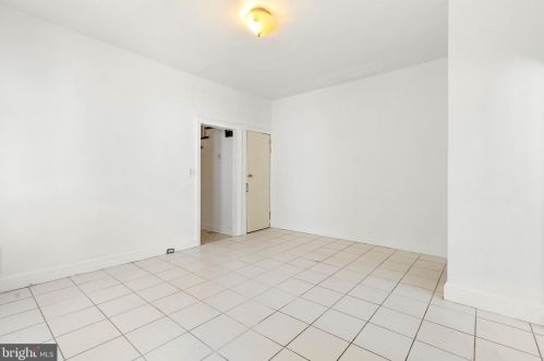 1302 9 St, Chester PA 19013-1710 exterior