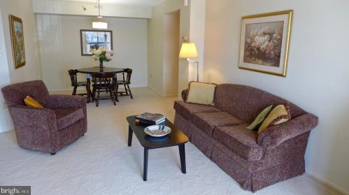 15107 Interlachen Dr, Silver Spring, MD 20906-5625